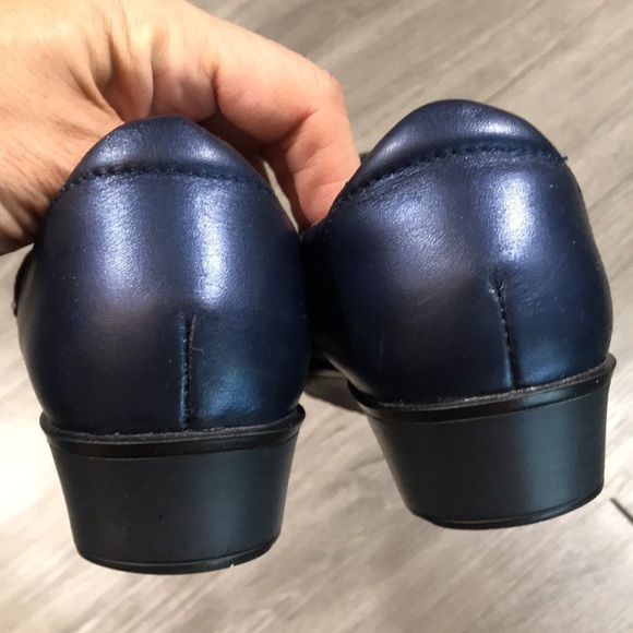 Naot Honesty Ink Navy Blue Leather Mary Jane Loafers size 37 USA 6-6.5 - Picture 5 of 11